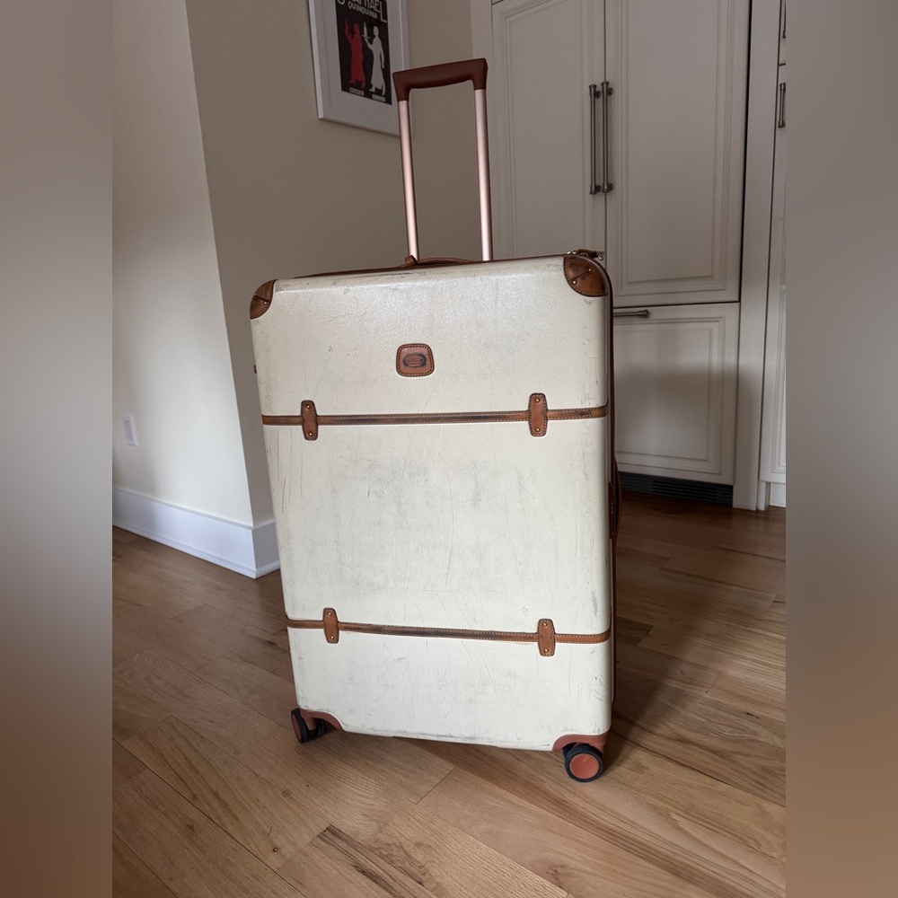 Bric’s 32” BELLAGIO 2.0 SPINNER